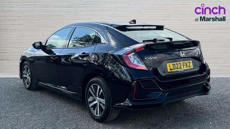 Begagnad Honda Civic SE 126 HK (92 kW) 2022 Svart Halvkombi