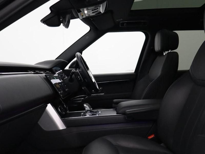 Used Land Rover Range Rover SE 296 HP (217 kW) 2022 Black SUV