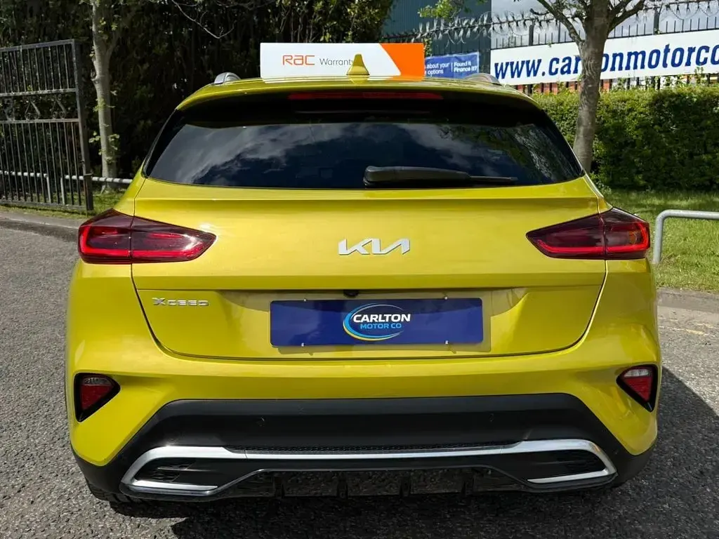 Used Kia XCeed 158 HP (116 kW) 2023 Yellow SUV