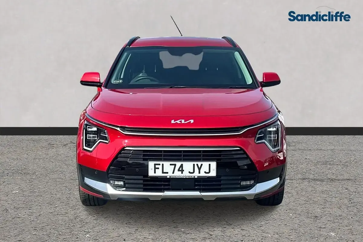Used Kia Niro 139 HP (102 kW) 2024 Red SUV