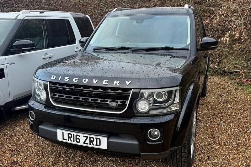 Used 2016 Land Rover Discovery 4 Landmark SUV | £19,995 (Fair price) - Image 1/1