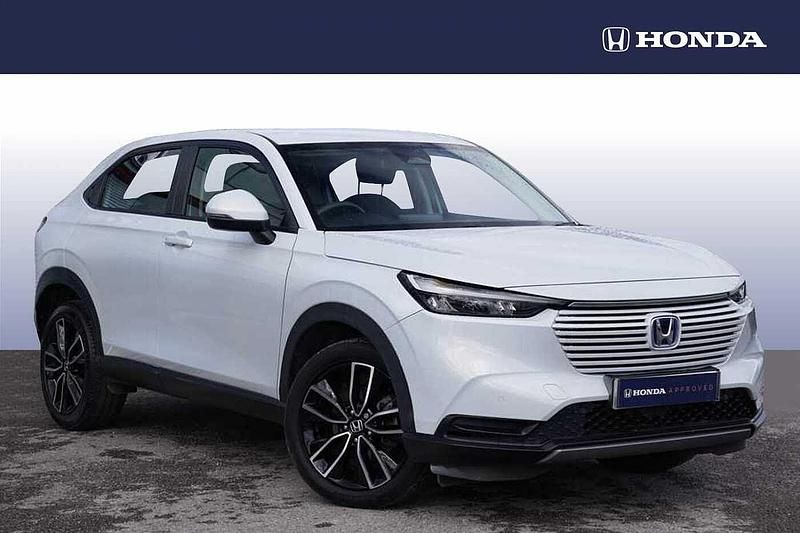 Used Honda HR-V Elegance 131 HP (96 kW) 2023 White SUV