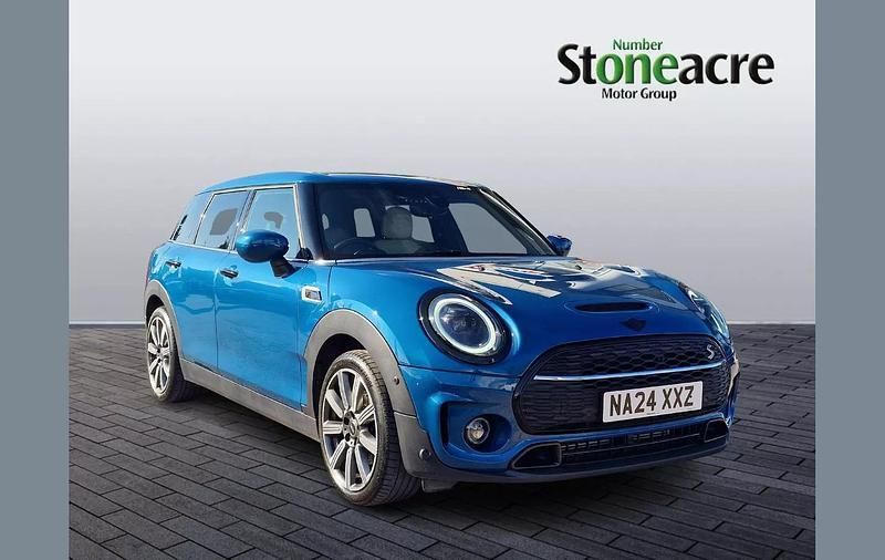 Blue Used 2024 Mini Cooper Clubman Comfort Estate | £28,000 - Image 1/4