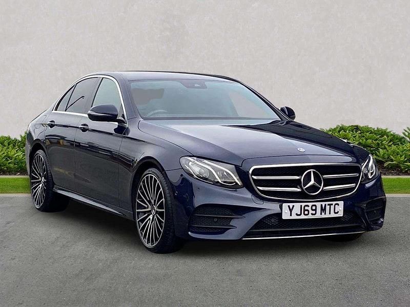 Begagnad Mercedes E350 AMG line 2020 Blå Sedan