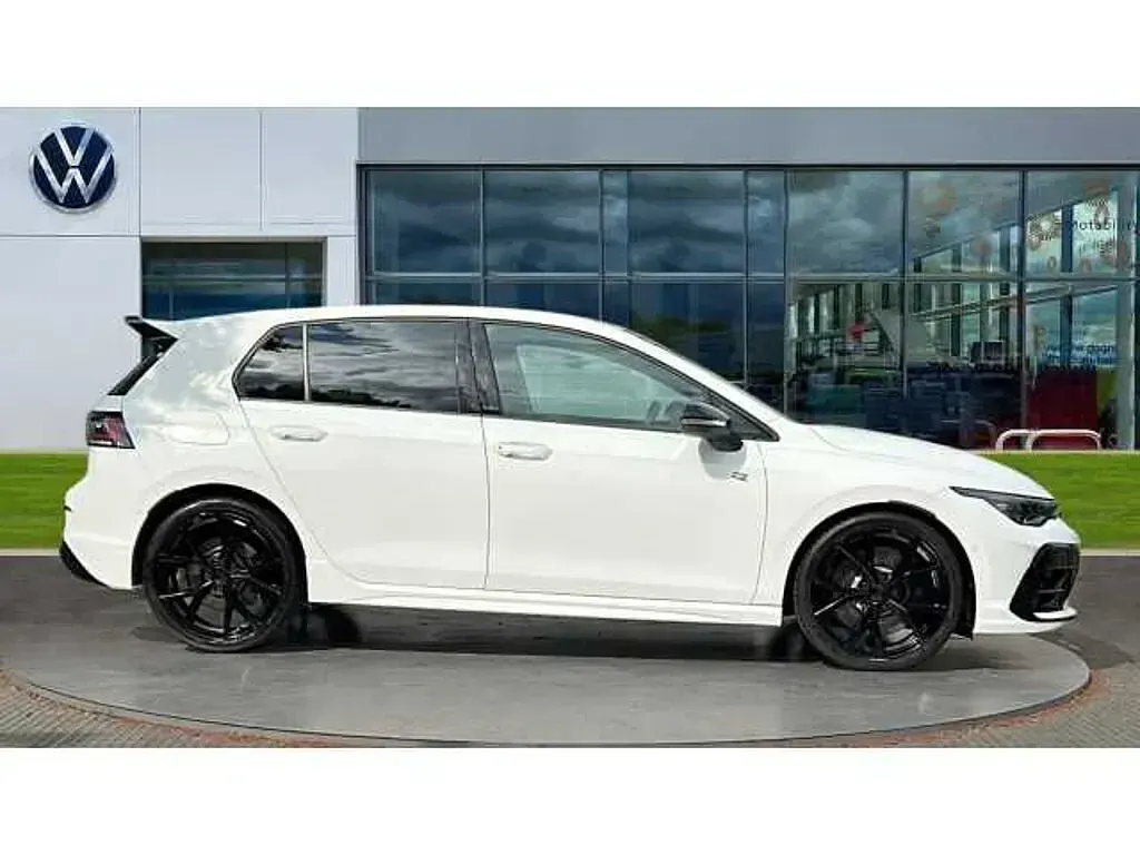 Used VW Golf VIII Black Edition 333 HP (244 kW) 2025 Pure white Hatchback