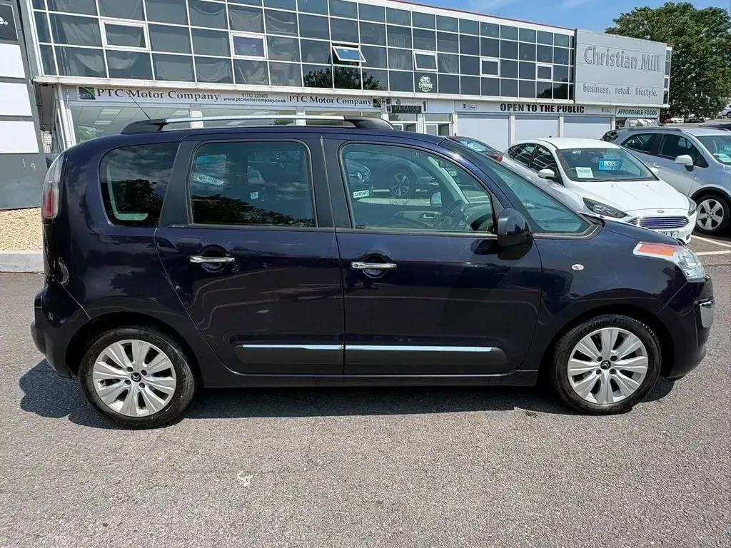 Used Citroën C3 Picasso Exclusive 90 HP (66 kW) 2015 Blue MPV