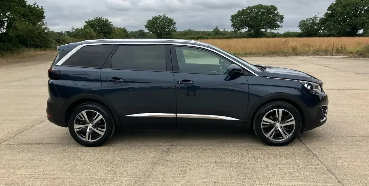 Used Peugeot 5008 Allure 2018 Blue SUV
