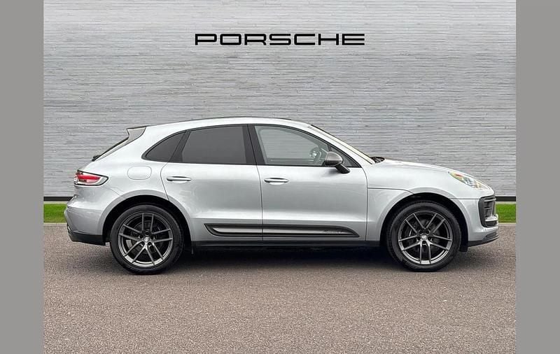 Used Porsche Macan 265 HP (194 kW) 2024 Silver SUV