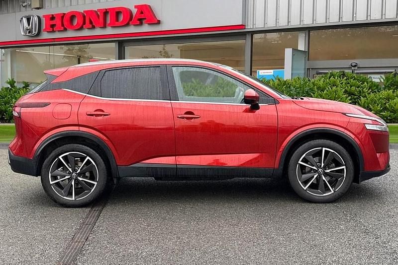 Used Nissan Qashqai Tekna 2023 Red SUV