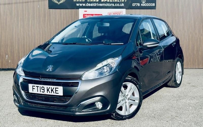 Second-hand Peugeot 208 Active 101 CP (74 kW) 2019 Gri Hatchback