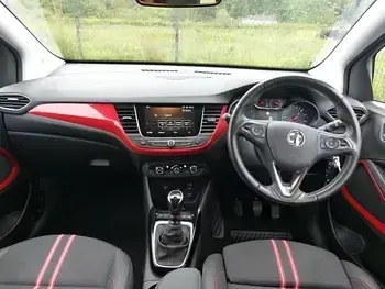 Used Vauxhall Crossland 2023 White SUV