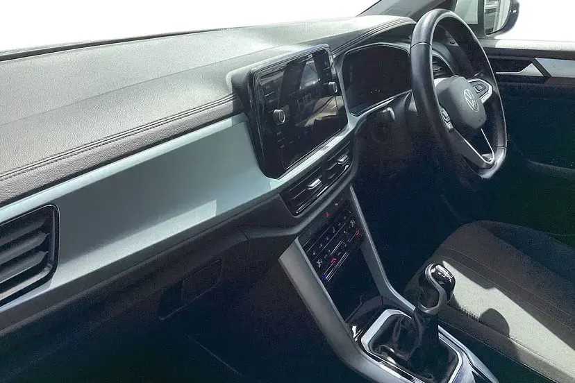 Used VW T-Roc Life 110 HP (80 kW) 2023 White SUV