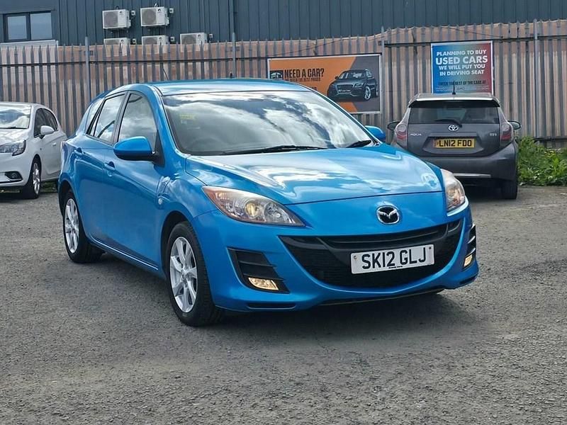 Begagnad Mazda 3 105 HK (77 kW) 2012 Blå Halvkombi