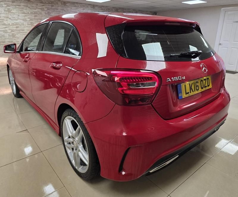 Used Mercedes A180 AMG line 2016 Red Hatchback