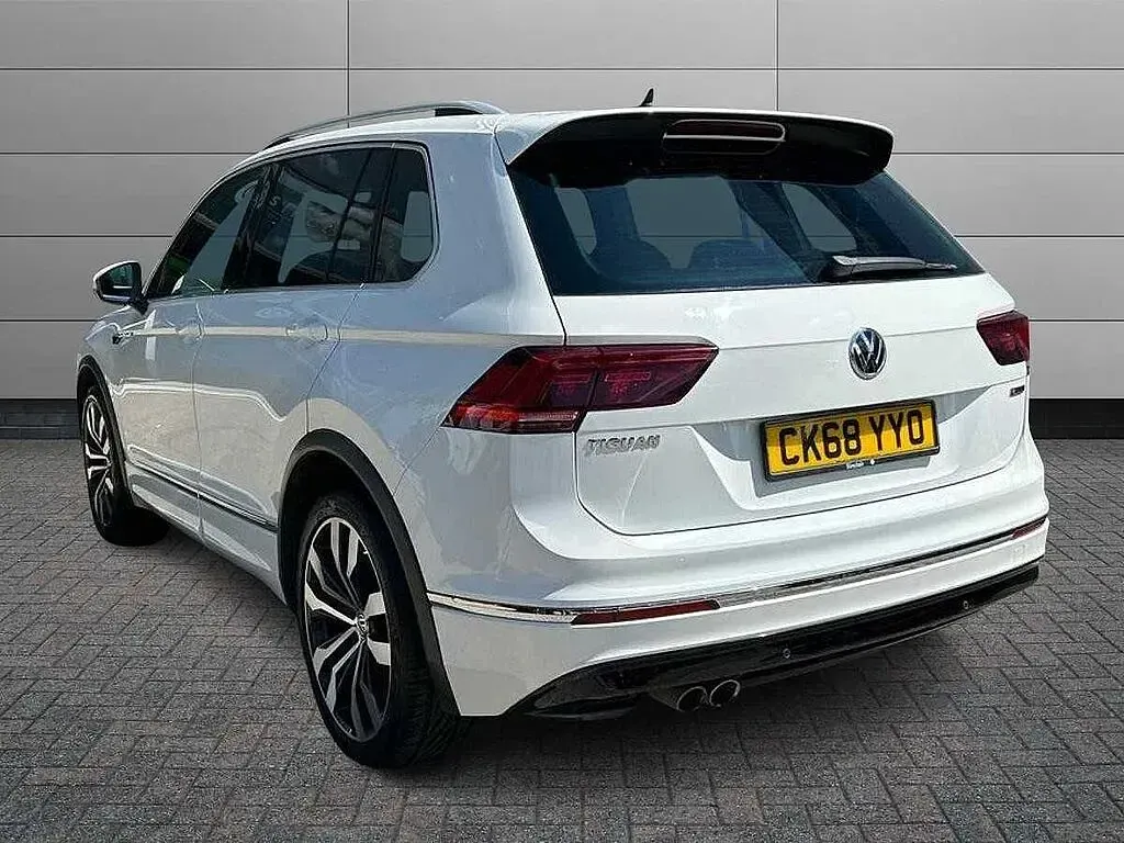 Used VW Tiguan R-line 150 HP (110 kW) 2018 White SUV