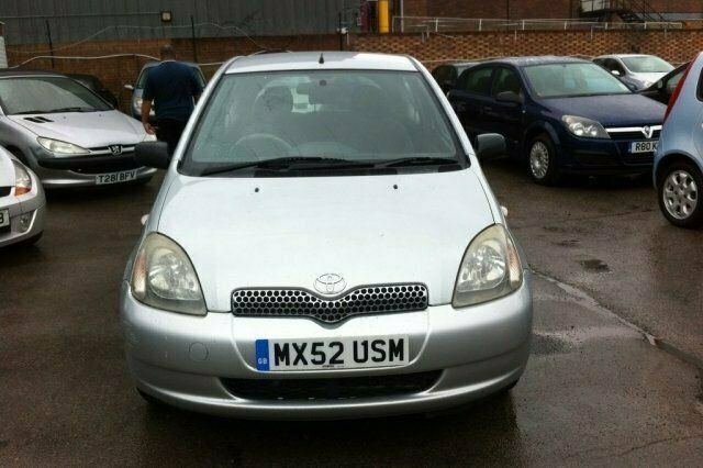 Used Toyota Yaris 74 HP (54 kW) 2002 Hatchback