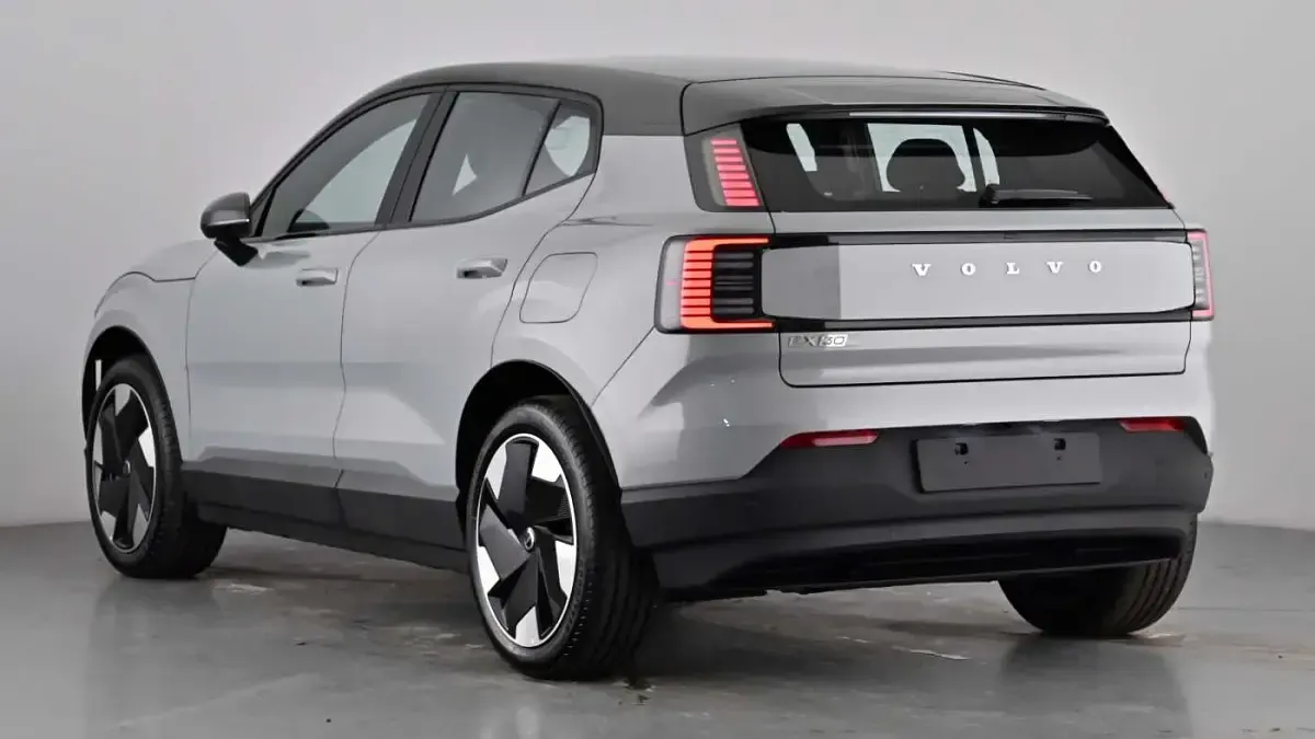 New Volvo EX30 Plus 200 kW (272 HP) 2026 Vapour grey SUV
