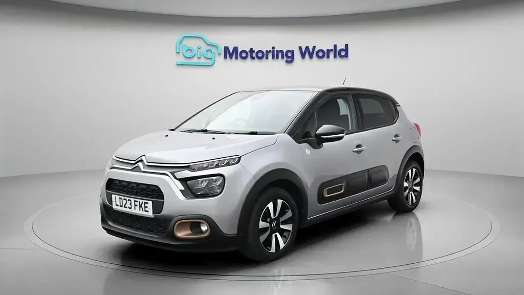 Usado Citroën C3 PureTech 83 HP (61 kW) 2023 Cinzento Citadino