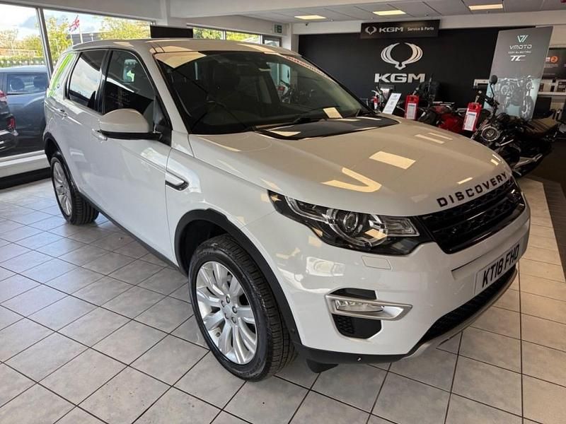 White Used 2018 Land Rover Discovery Sport HSE Luxury SUV | £13,990 (Fair price) - Image 1/4