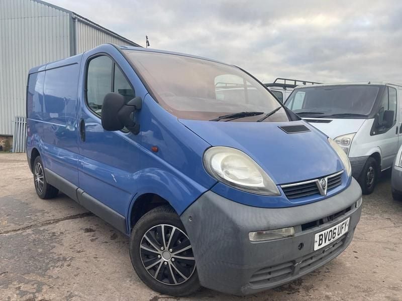 Blue Used 2006 Vauxhall Vivaro MPV | £1,495 (Good price) - Image 1/4
