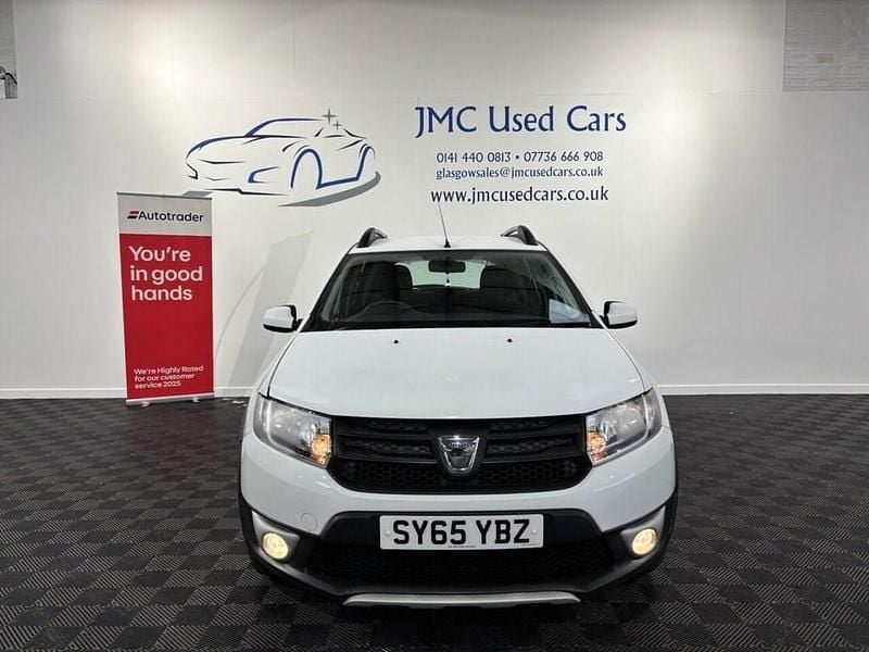 Used Dacia Sandero Ambiance 90 HP (66 kW) 2015 White Hatchback