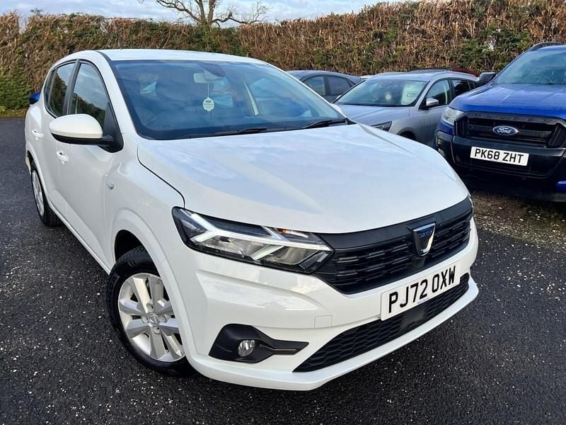 White Used 2022 Dacia Sandero Comfort Hatchback | £9,900 (Fair price) - Image 1/4
