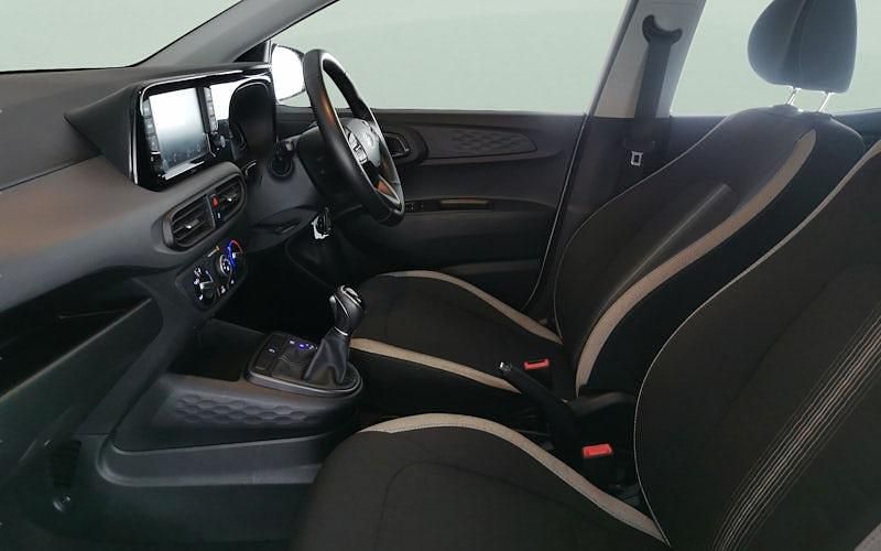 Used Hyundai i10 Advanced 67 HP (49 kW) 2025 Hatchback