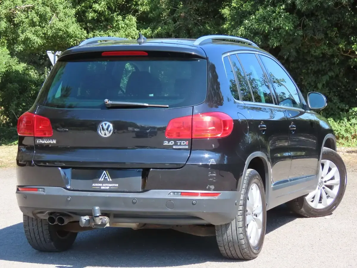 Used VW Tiguan Match 177 HP (130 kW) 2015 Black SUV