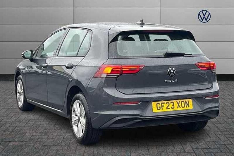 Used VW Golf VIII 130 HP (95 kW) 2023