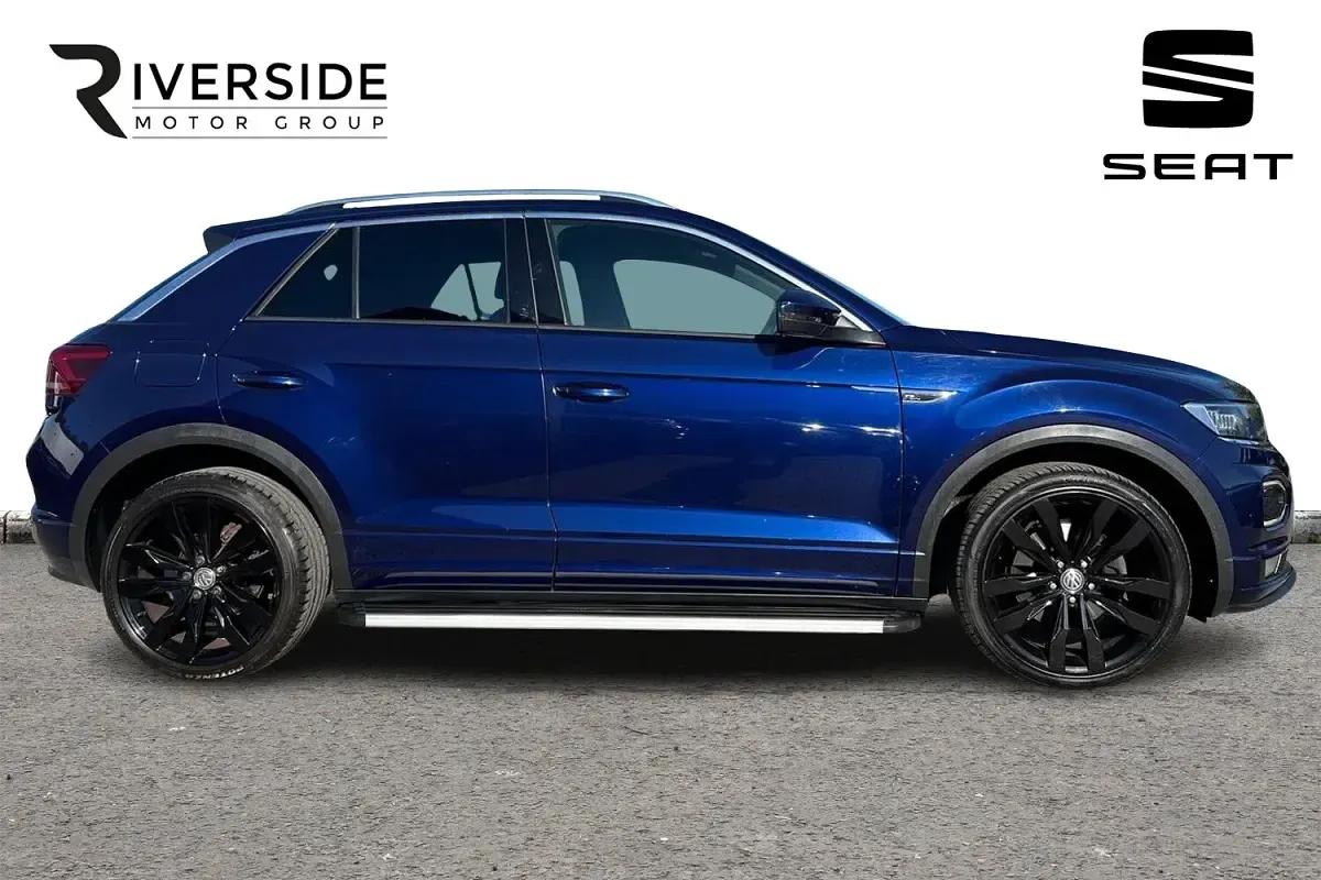 Used VW T-Roc R-line 115 HP (84 kW) 2019 Atlanitc blue SUV