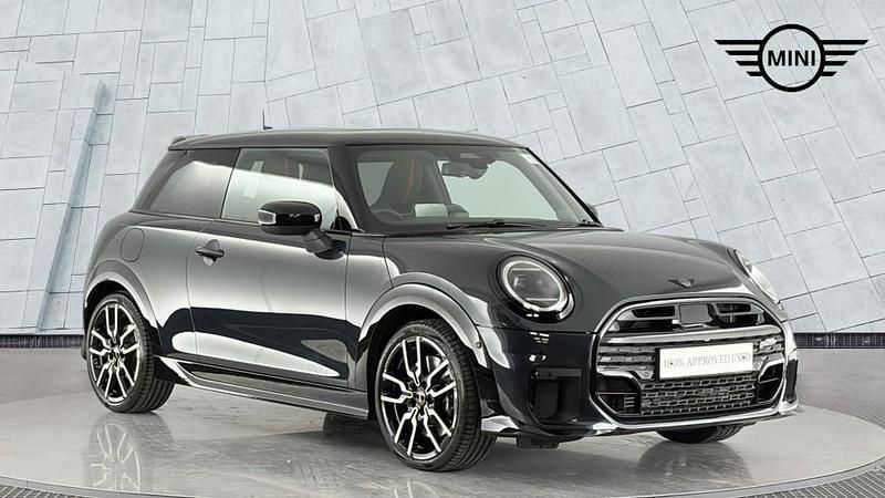 Used Mini Cooper Hatch 113 kW (154 HP) 2025 Grey Hatchback