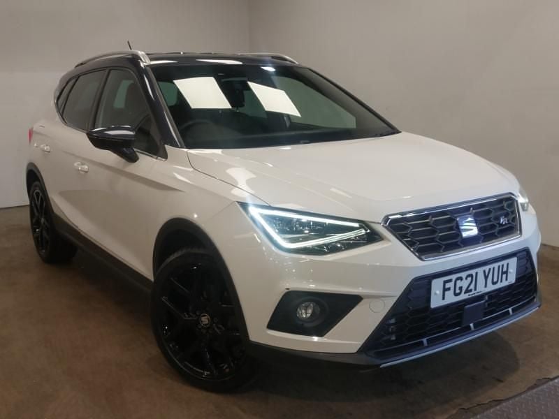 White Used 2021 Seat Arona FR Sport SUV | £13,998 (Fair price) - Image 1/4