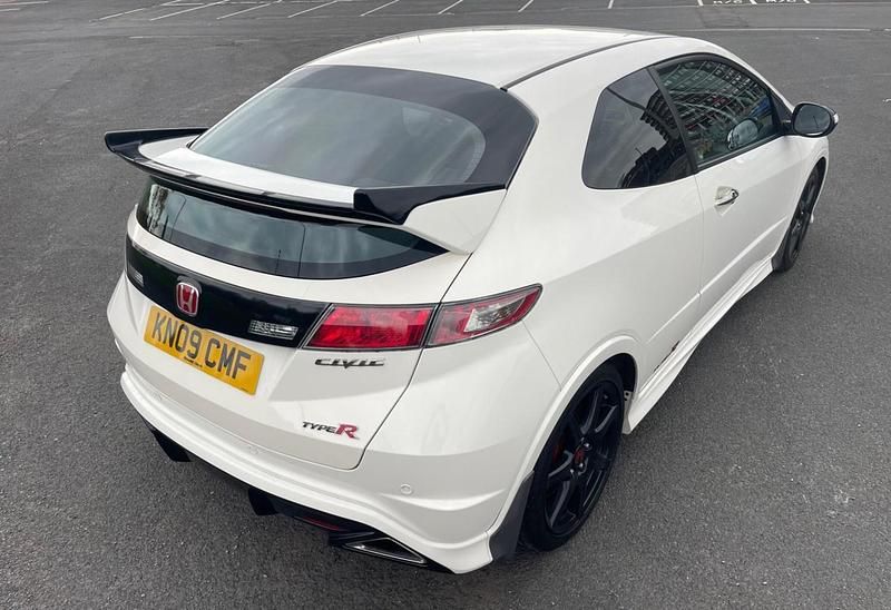 Used Honda Civic Type R 2009 White Hatchback