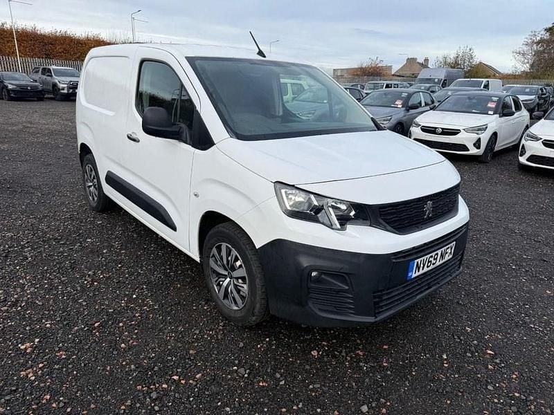 Used Peugeot Partner S 2020 White MPV