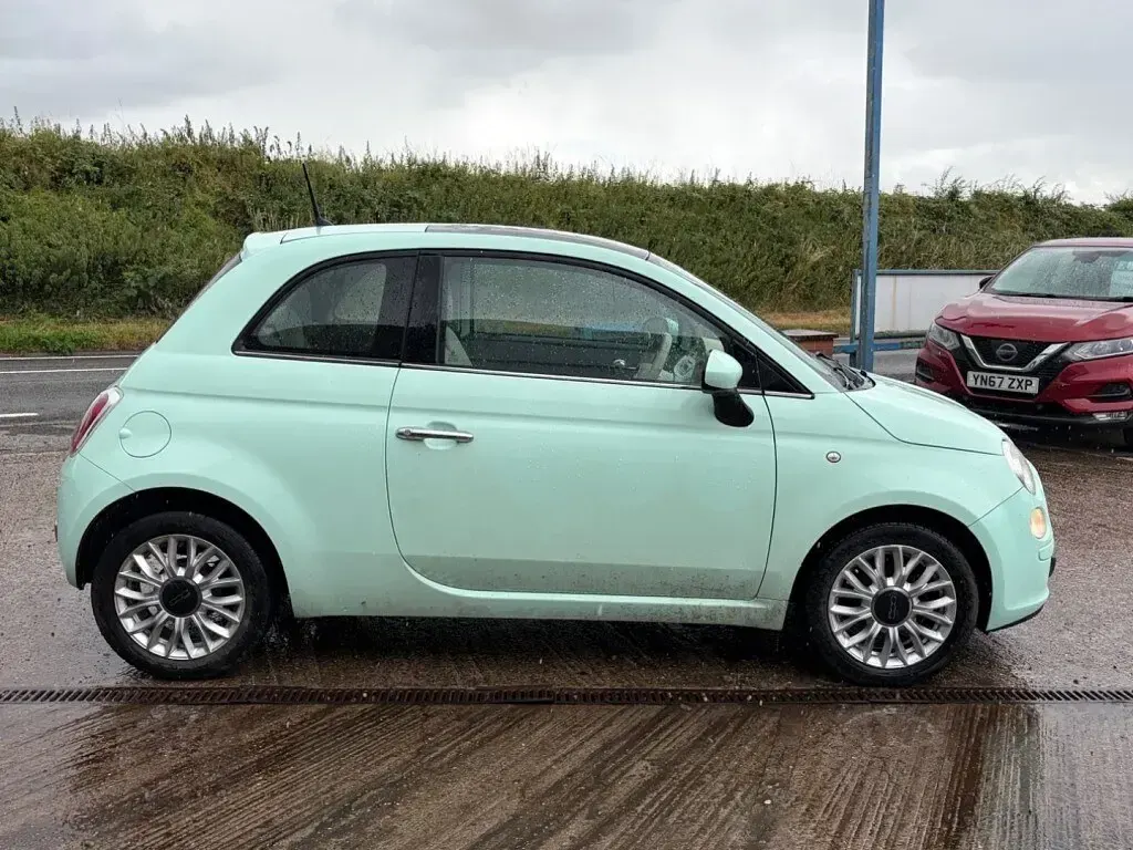 Used Fiat 500 Lounge 69 HP (50 kW) 2014 Green Hatchback