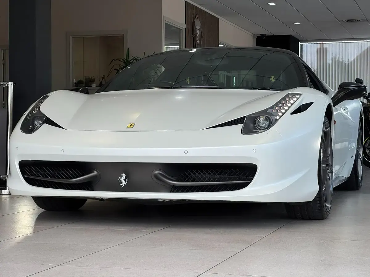 Used Ferrari 458 570 HP (419 kW) 2012 White Coupe