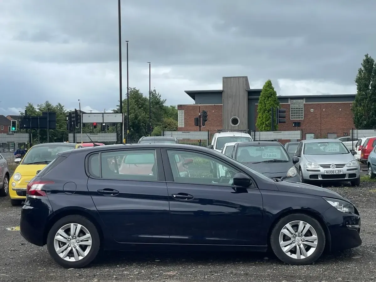 Used Peugeot 308 Active 2015 Blue Hatchback