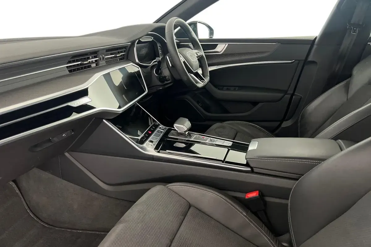 Used Audi A7 Sportback Black Edition 204 HP (150 kW) 2022 Blue Hatchback