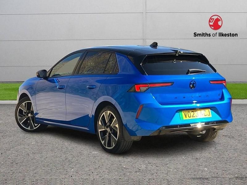 Used Vauxhall Astra Ultimate 113 kW (154 HP) 2023 Blue Hatchback