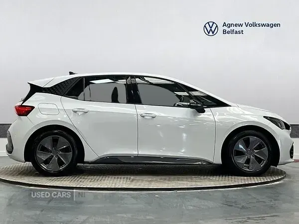 Used Cupra Born 150 kW (204 HP) 2023 White Hatchback