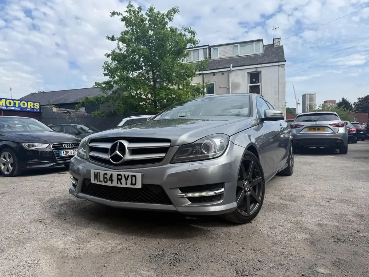 Używany Mercedes C220 Sport Edition 2014 Srebrny Coupe