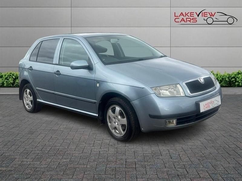 Grey Used 2004 Skoda Fabia Elegance Hatchback | £1,945 (Good price) - Image 1/4