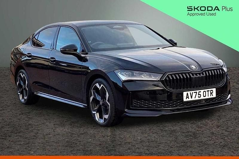 New Skoda Superb SportLine 110 HP (80 kW) 2025 Midnight black metallic Hatchback