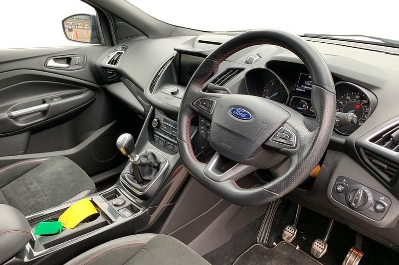 Used Ford Kuga ST-Line 120 HP (88 kW) 2019 Blue SUV