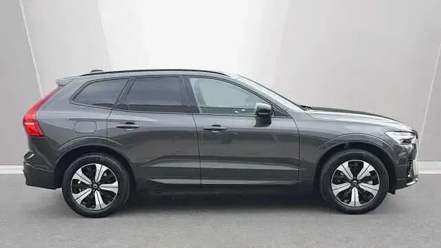 Used Volvo XC60 Plus 350 HP (257 kW) 2025 SUV