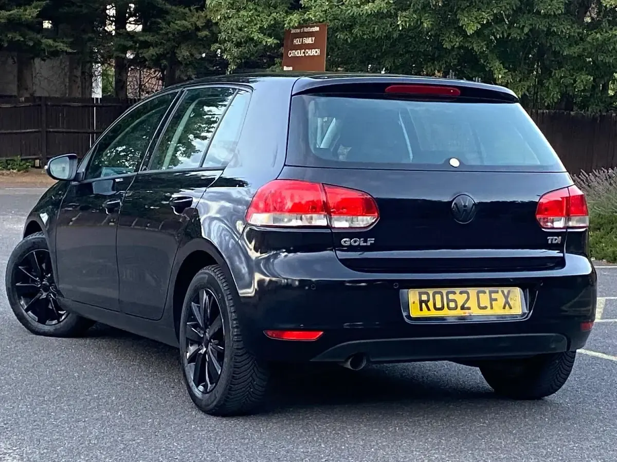 Used VW Golf VII Match 105 HP (77 kW) 2012 Black Hatchback