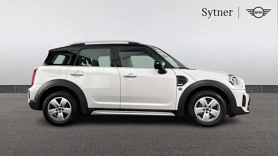Used Mini Cooper Countryman Classic 134 HP (98 kW) 2023 White SUV