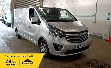 Silver Used 2018 Vauxhall Vivaro Sportive Van | £7,000 (Fair price) - Image 1/4