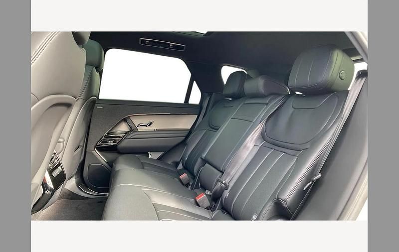 New Land Rover Range Rover Sport SE Dynamic 460 HP (338 kW) 2026 Fuji white SUV