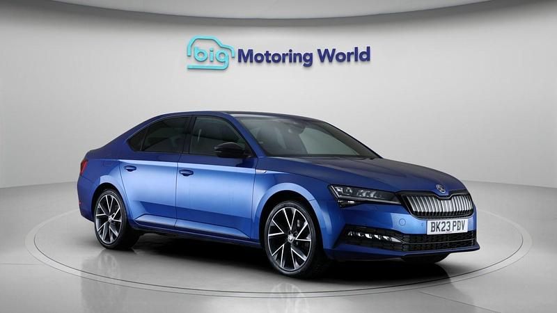 Used Skoda Superb SportlinePlus 218 HP (160 kW) 2023 Blue Hatchback